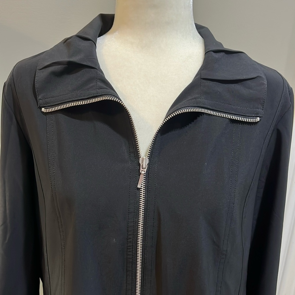 NWOT CHICO’S Weekends Zip Front Jacket - Size 2 - Picture 2 of 14